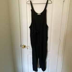 Universal Thread overalls
